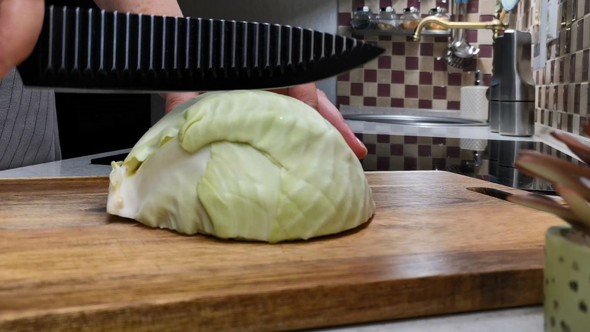 Ореховый вкус капусты: котлеты по классическому рецепту