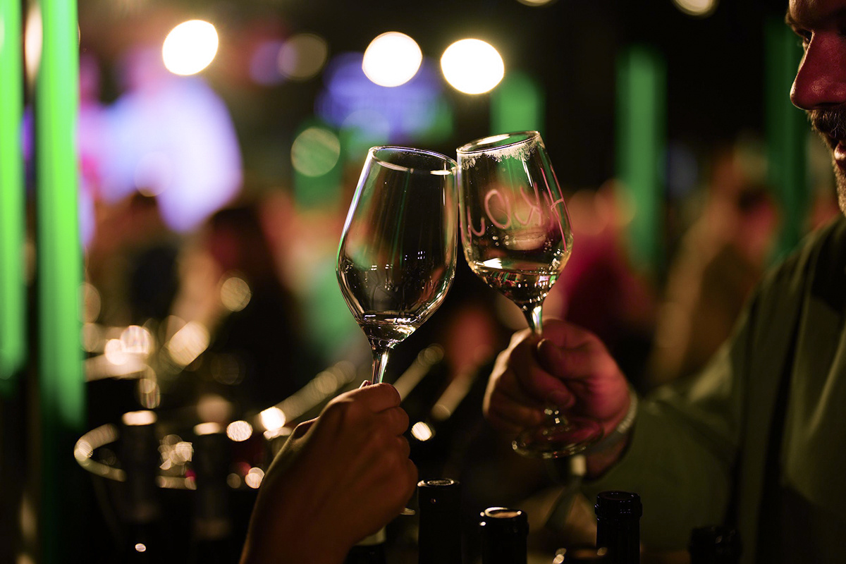 Как виноделы делают «Время вина» незабываемым событием для всех любителей