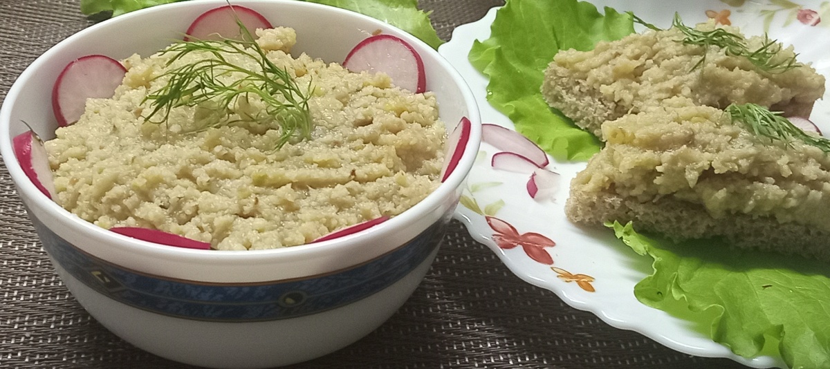 Рыбно-луковая намазка: идеальный завтрак на скорую руку