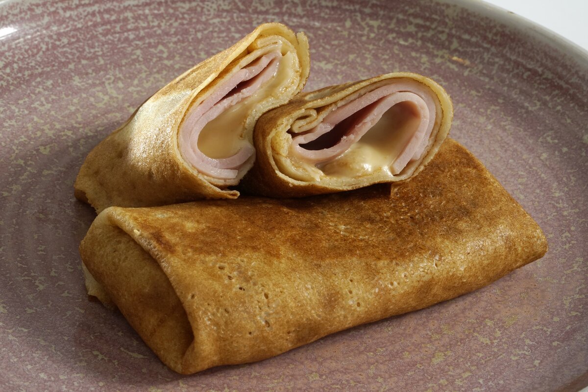 Вкусные блины с ветчиной и сыром: идеальное угощение для любого праздника