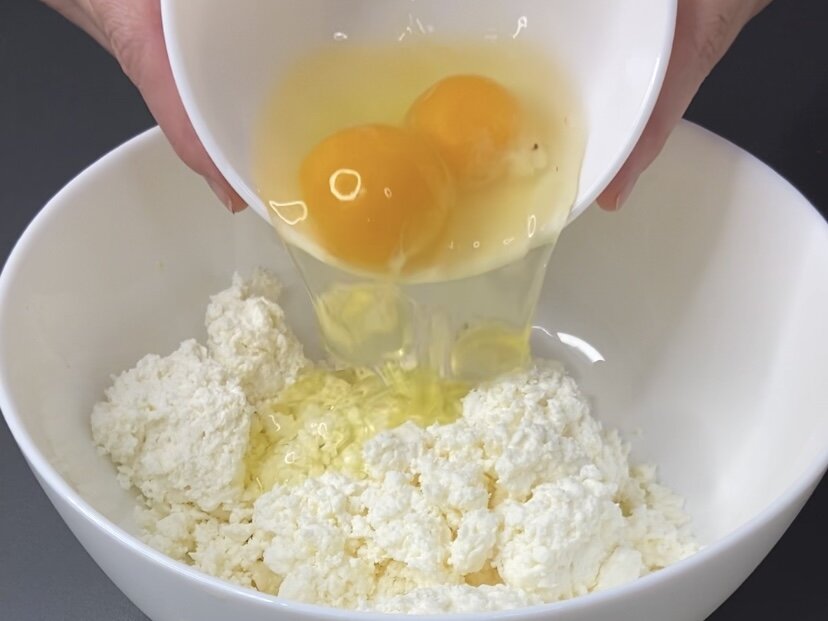 Легкие творожные подковки: идеальная закуска к чаю