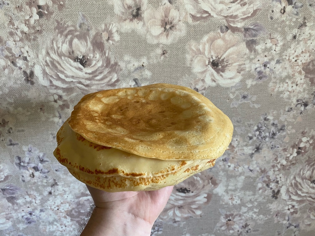 Тонкие блины на молоке, которые покорят ваше сердце