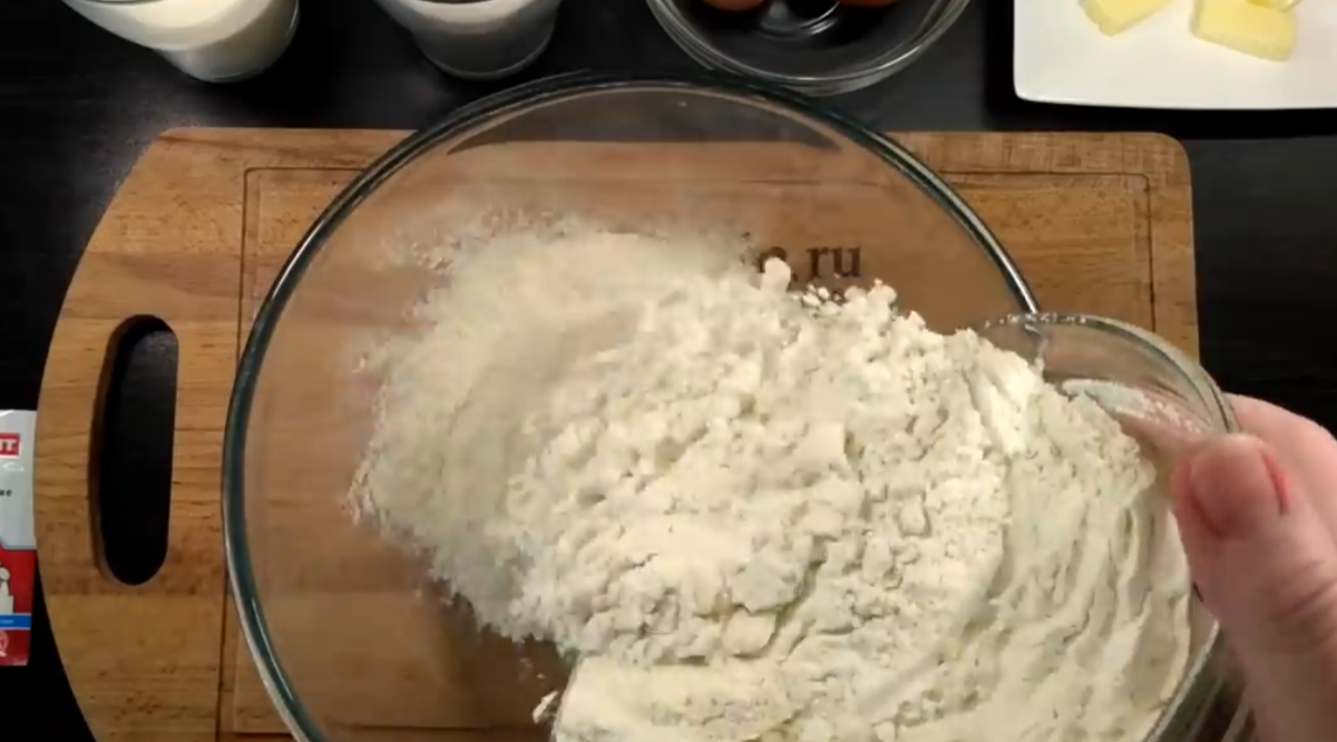 Пасхальный кулич на кефире: легкий и ароматный рецепт