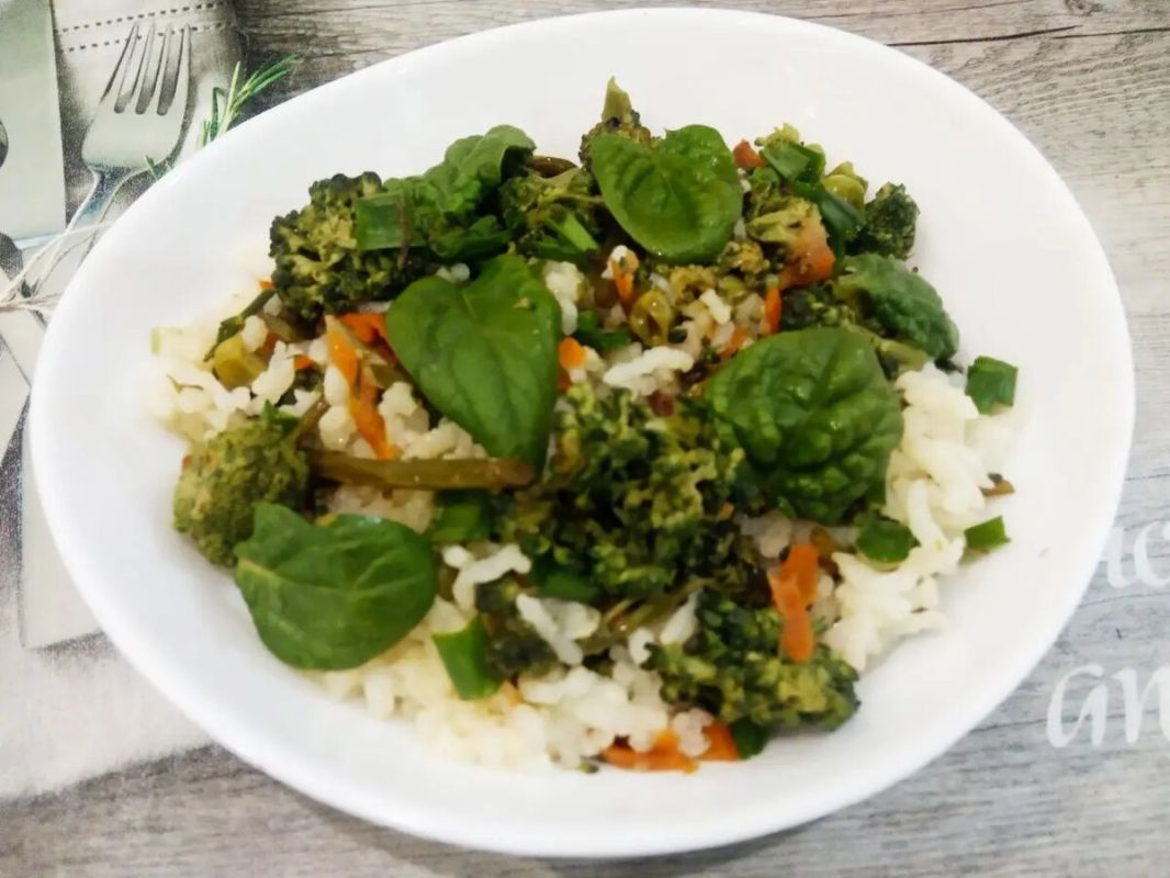 Тушеные овощи с рисом: вкусное и полезное блюдо для всей семьи