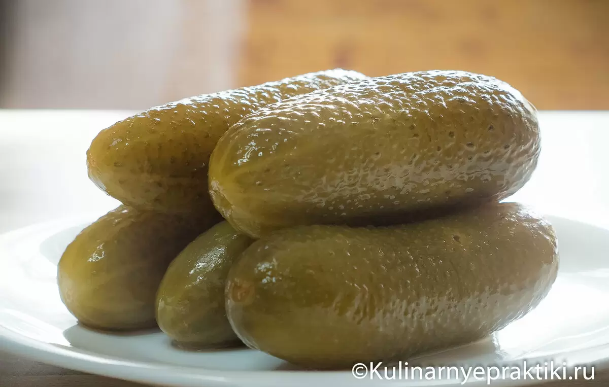 Как засолить огурцы: секреты идеального вкуса и хранения