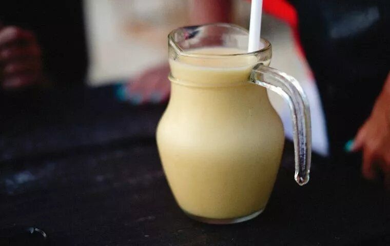 Варенец и ряженка: важные нюансы между любимыми кисломолочными напитками