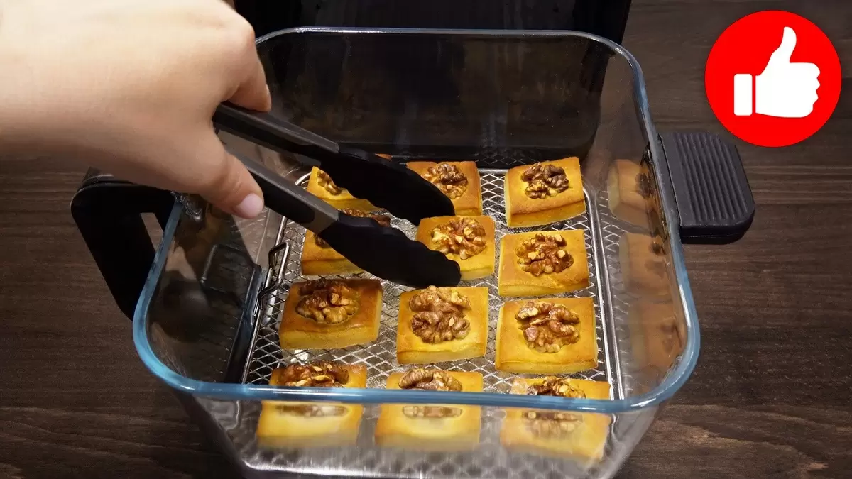 Нежное медовое печенье, приготовленное в аэрогриле