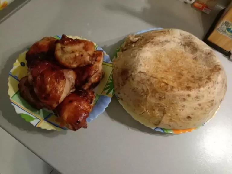 Куриные бедра с рисом и шафраном: идеальное блюдо для домашнего уюта