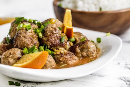 Погрузитесь в мир вкуса: фрикадельки с рисом жасмин и зеленым луком