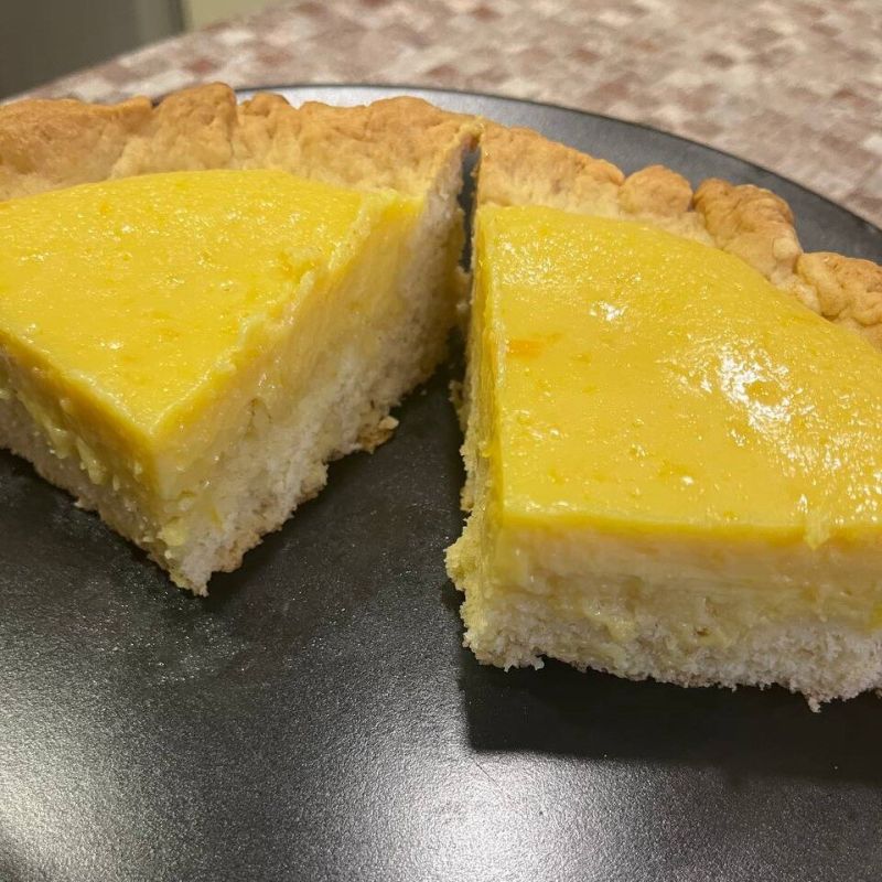 Лимонный пирог с начинкой из сгущёнки: сладкий кулинарный шедевр