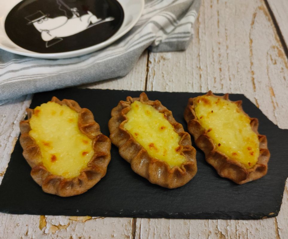 Финские калитки: простое и вкусное лакомство из ржаного теста